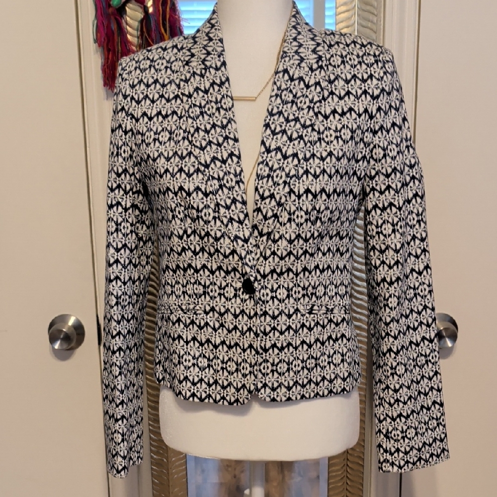 Mario Serrani Blue and White Geometric Blazer